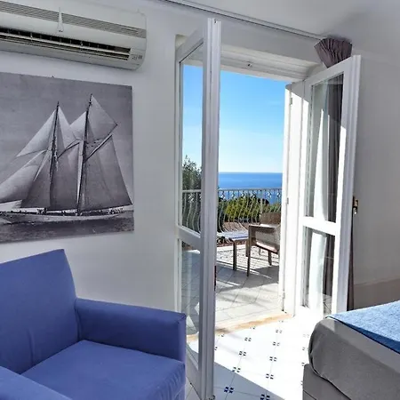 Garden Riviera 4*