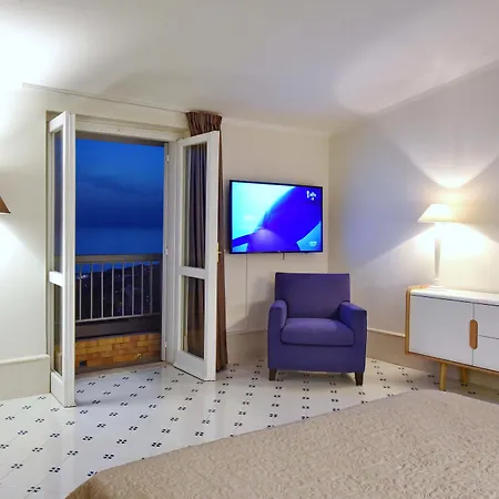 Garden Riviera 4* サンタ・マリア・ディ・カステッラバーテ