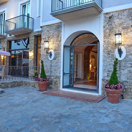 ホテル Garden Riviera