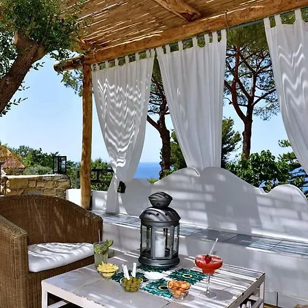 Garden Riviera Hotell