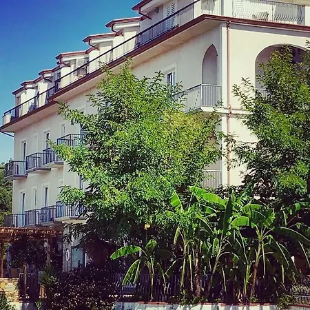 Garden Riviera 4* サンタ・マリア・ディ・カステッラバーテ
