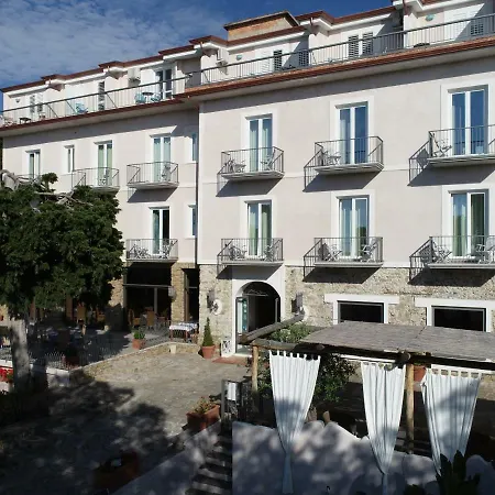 Hotell Garden Riviera
